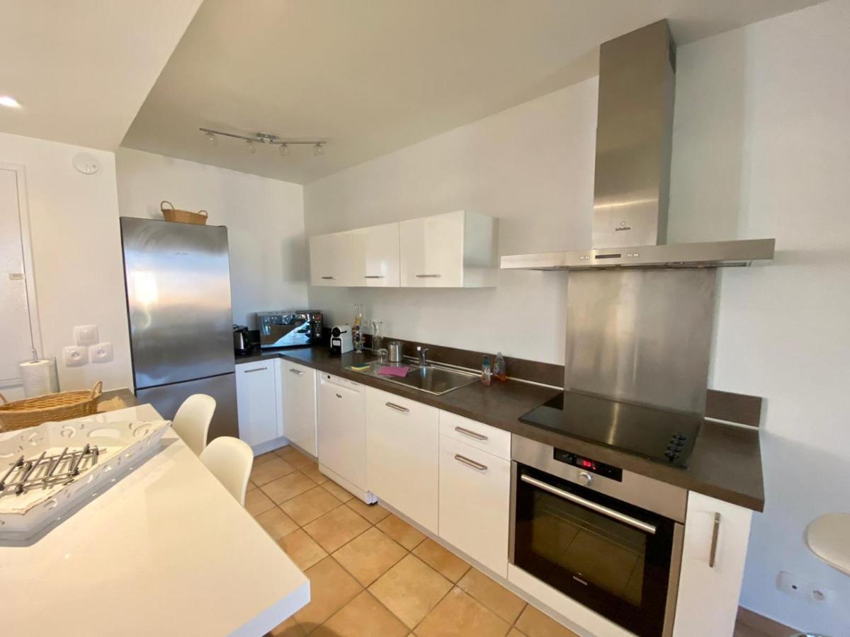 Villa Vue Mer Donnant Sur Le Golfe De St Tropez, 2 Chambres, 6 Pers, Piscine Commune Saint-Tropez Eksteriør billede