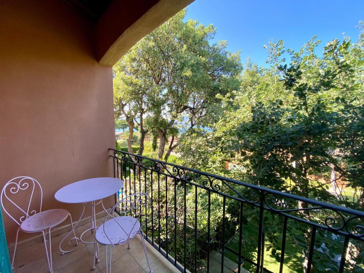 Villa Vue Mer Donnant Sur Le Golfe De St Tropez, 2 Chambres, 6 Pers, Piscine Commune Saint-Tropez Eksteriør billede